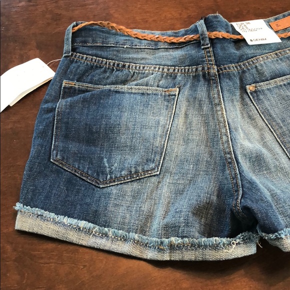 H&M Denim Shorts - Picture 6 of 9